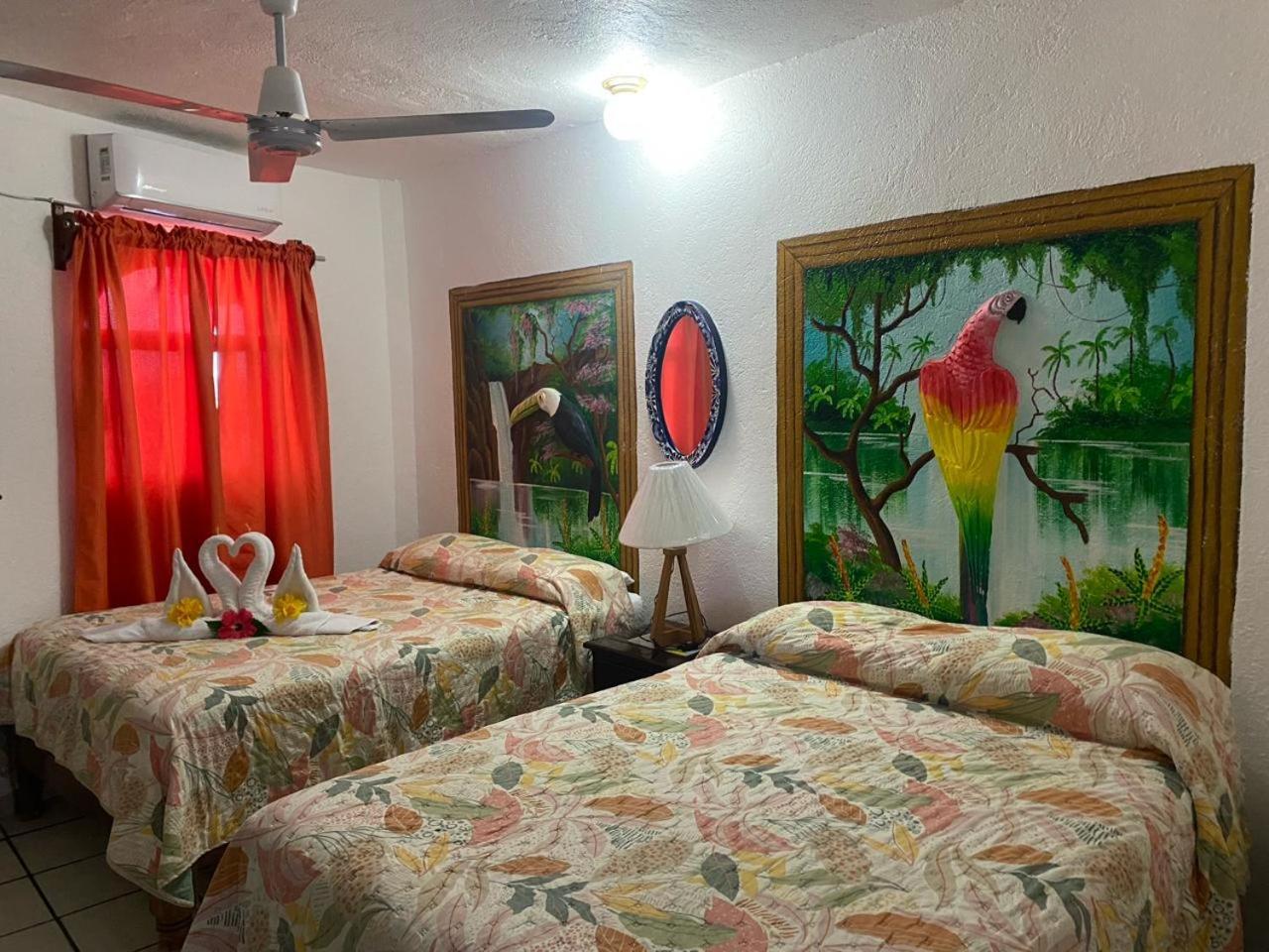 Bungalows Laguna Del Tule San Patricio Melaque Exterior foto